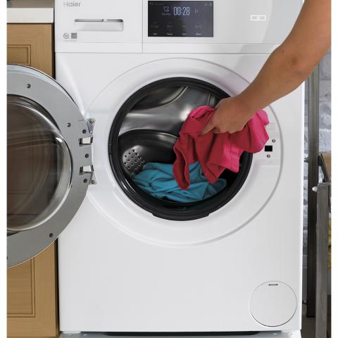 Haier 2.8 Cu. Ft. Compact Front Load Washer White